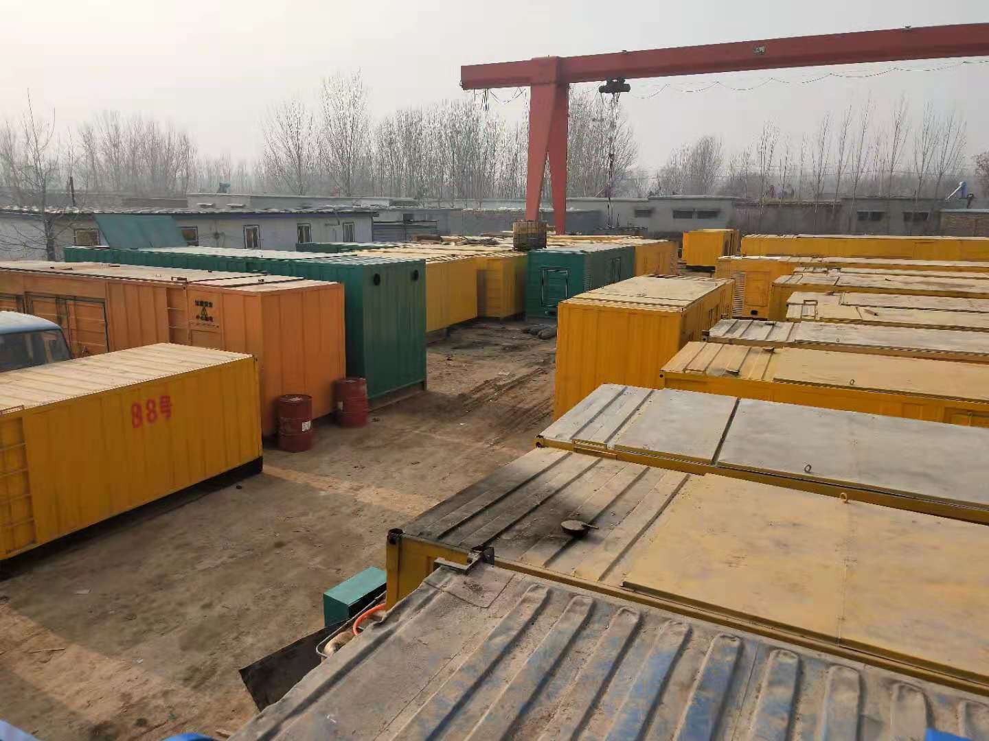红旗租赁发电机-灰尘、风沙对柴油发电机组造成哪些不良影响？