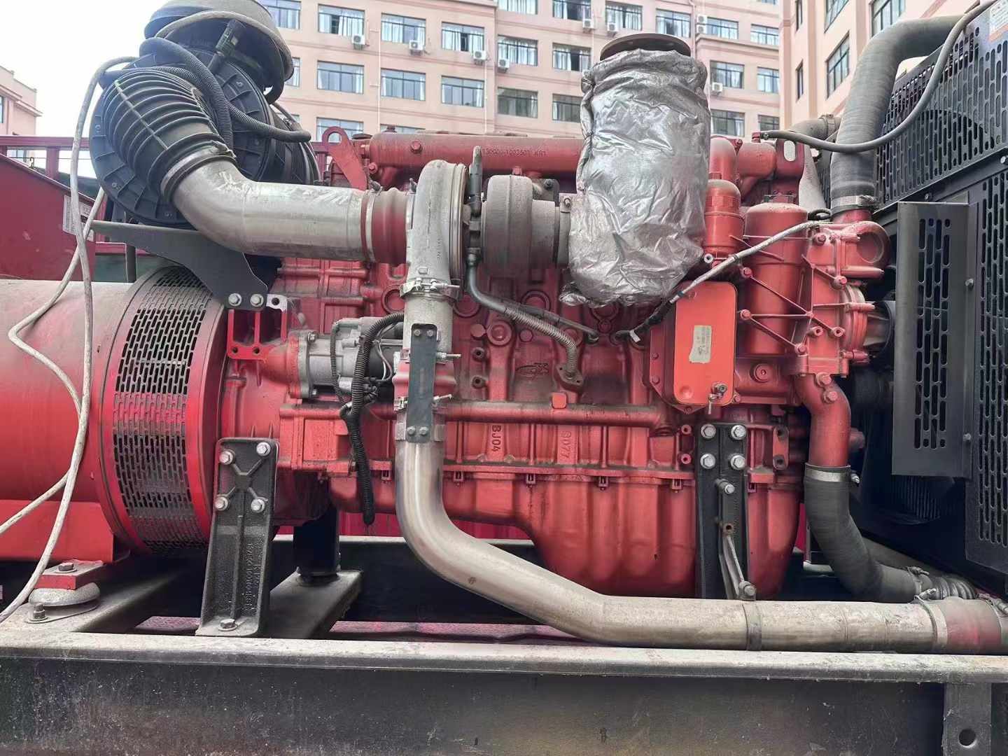红旗如何选择适合 600kW 柴油发电机组的过载保护器？